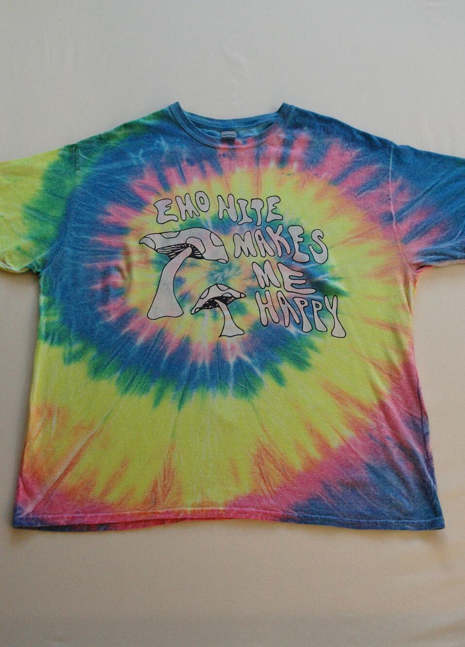 Emo Nite Tour Mushroom Graphic Tie Dye Tee Gildan Heavy Cotton XL Boxy